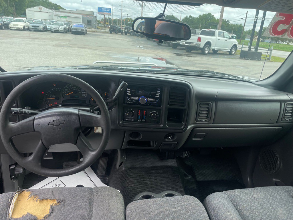 2005 Chevrolet Silverado 1500 Image 11
