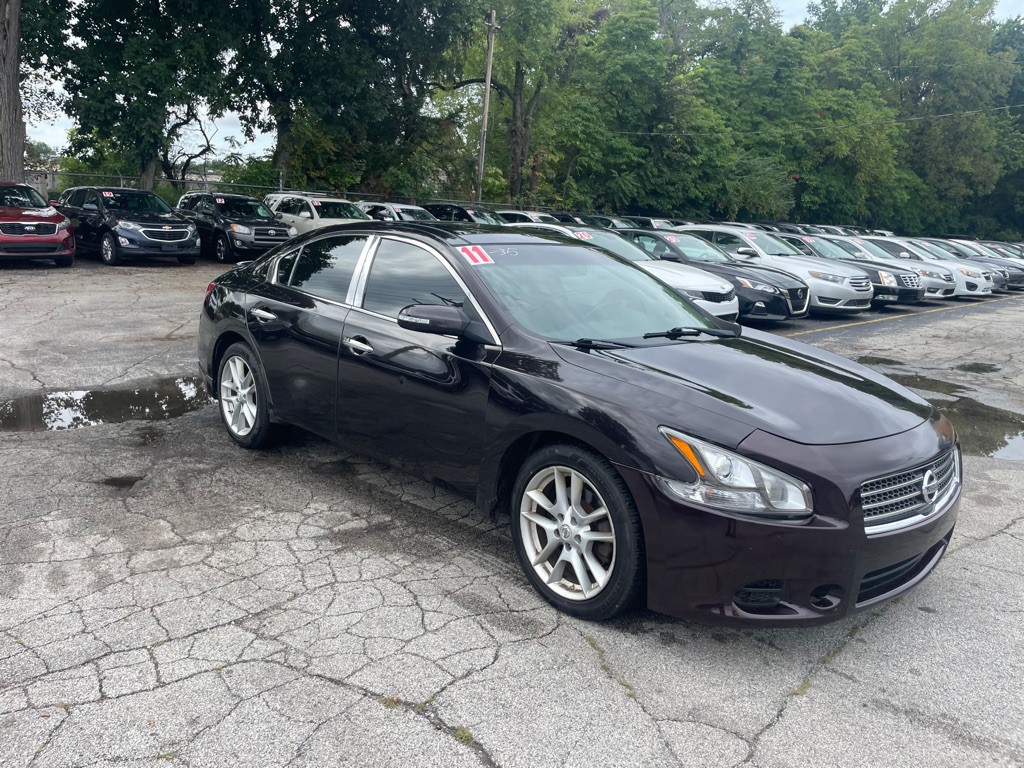 2011 Nissan Maxima Image 3