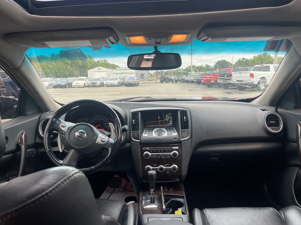 2011 Nissan Maxima Image 11