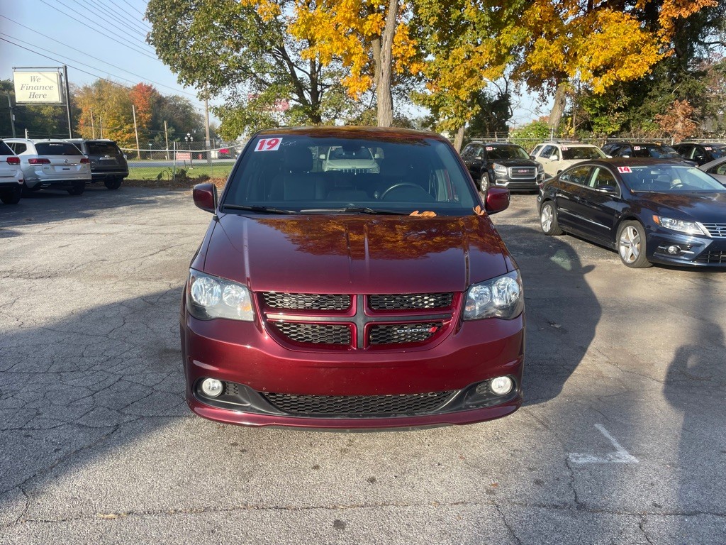 2019 Dodge Grand Caravan Image 2