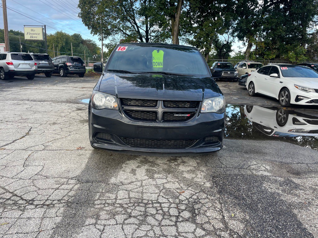 2016 Dodge Grand Caravan Image 2