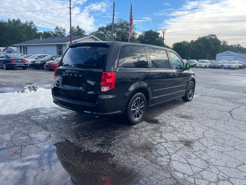 2016 Dodge Grand Caravan Image 5