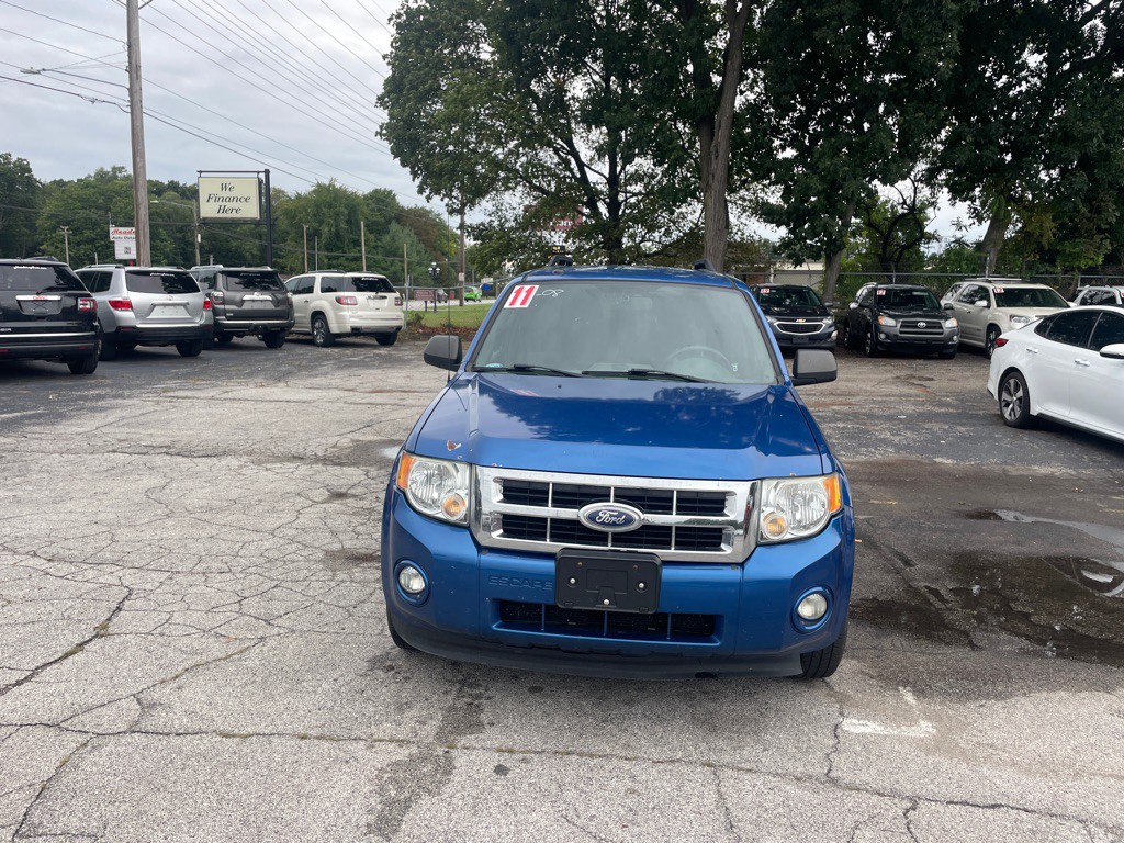 2011 Ford Escape Image 2