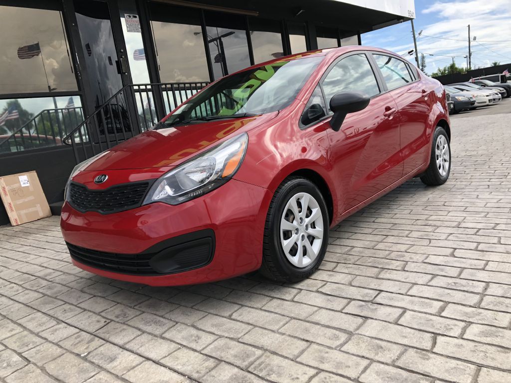 2015 Kia Rio Image 2