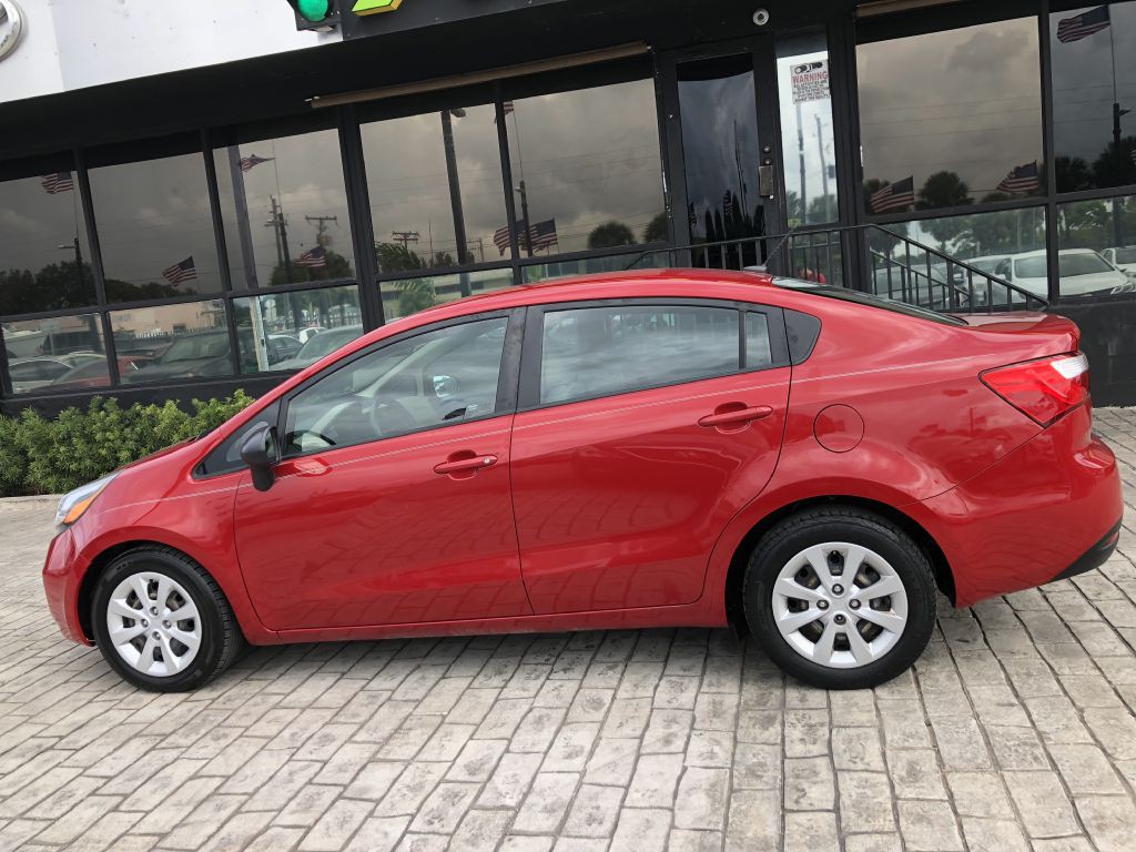 2015 Kia Rio Image 4