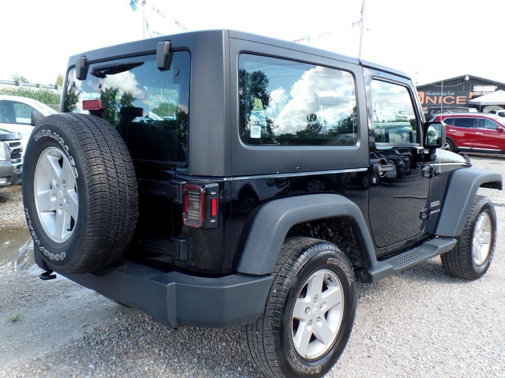 2015 Jeep Wrangler Image 4