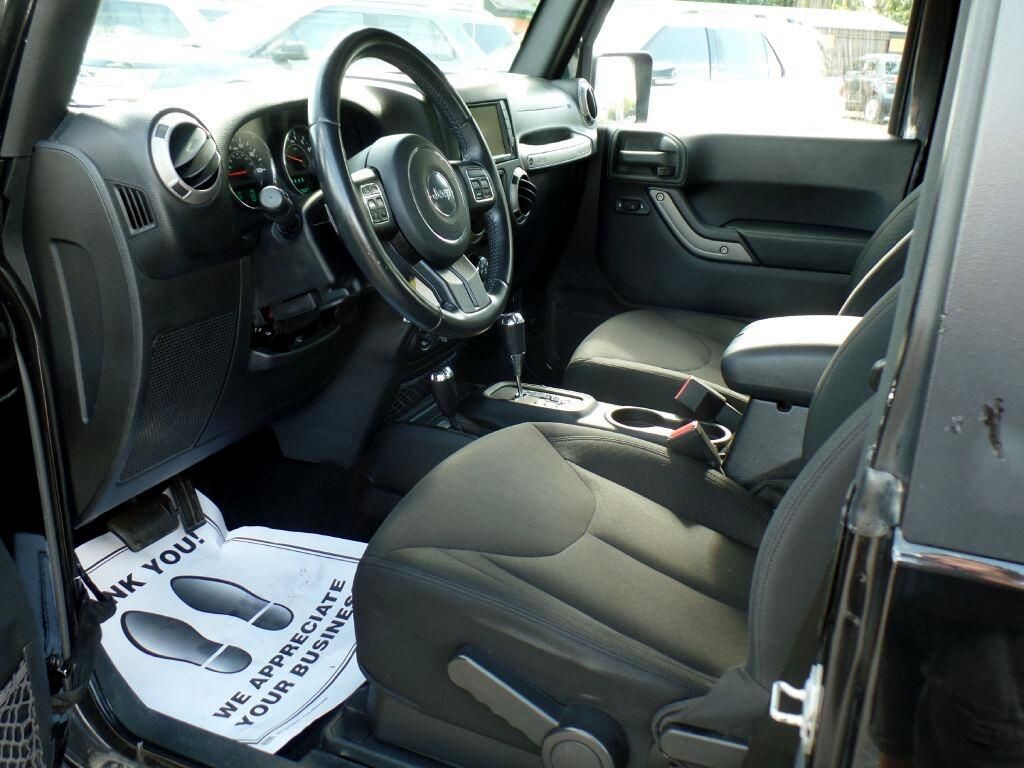 2015 Jeep Wrangler Image 12