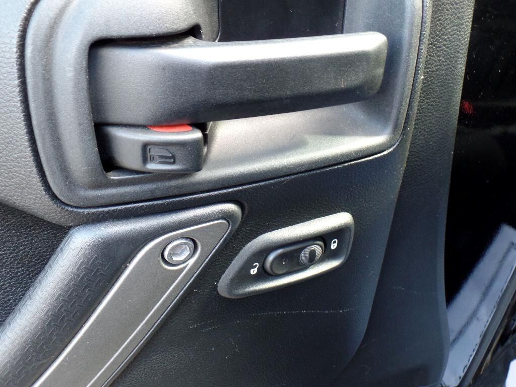 2015 Jeep Wrangler Image 14