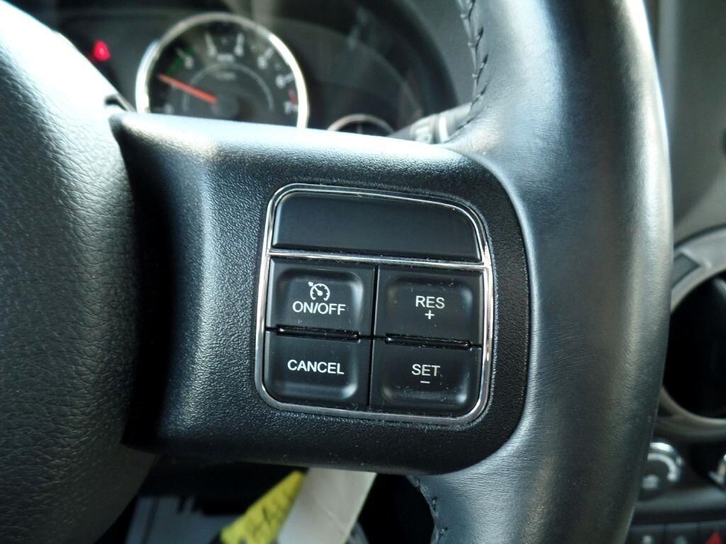 2015 Jeep Wrangler Image 18