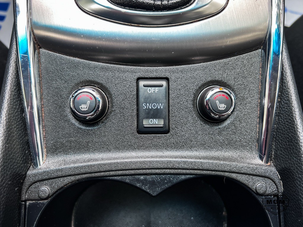 2013 INFINITI G37 Image 18