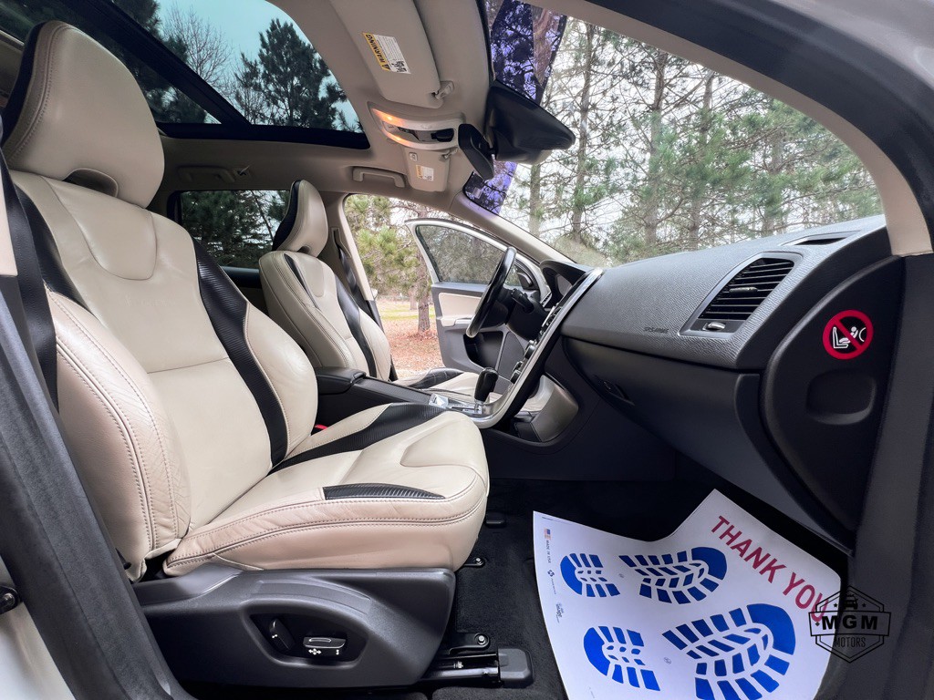 2012 Volvo XC60 Image 14