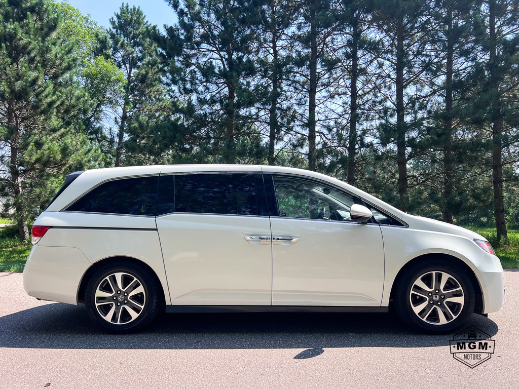 2016 Honda Odyssey Image 6