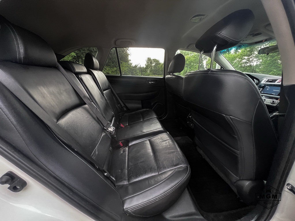 2015 Subaru Outback Image 11