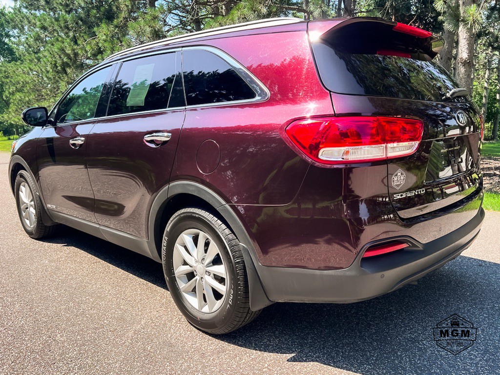 2016 Kia Sorento Image 3