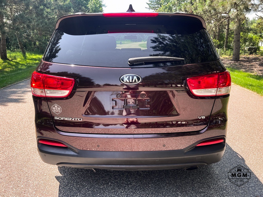 2016 Kia Sorento Image 4