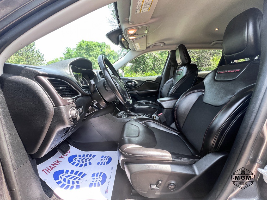 2020 Jeep Cherokee Image 10