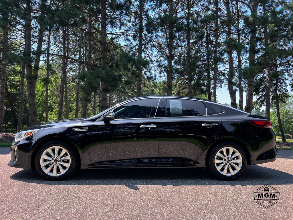 2018 Kia Optima Image 2