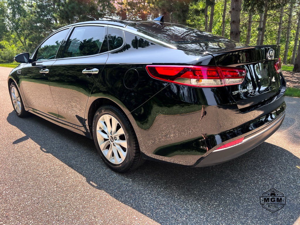 2018 Kia Optima Image 3