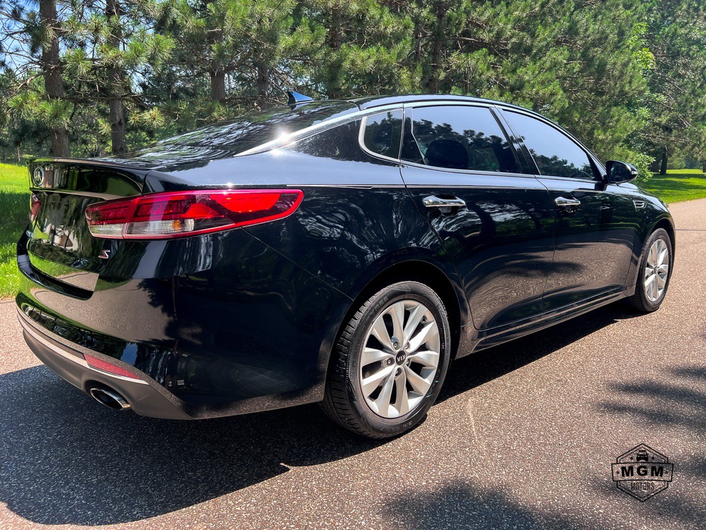 2018 Kia Optima Image 5
