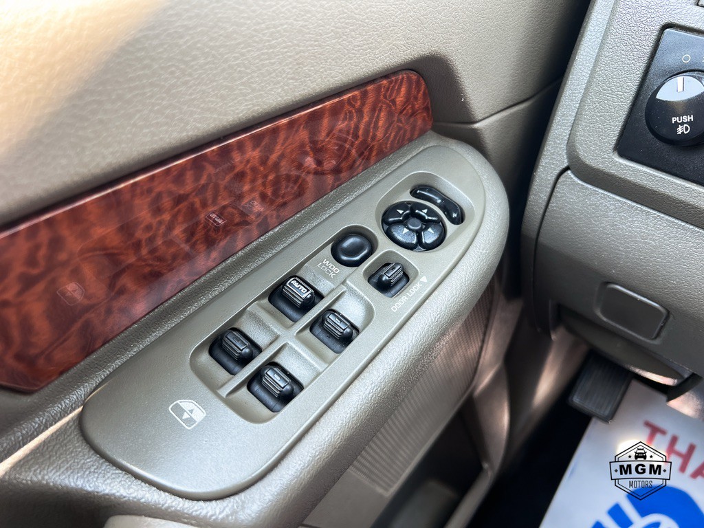 2006 Dodge Ram 3500 Image 16