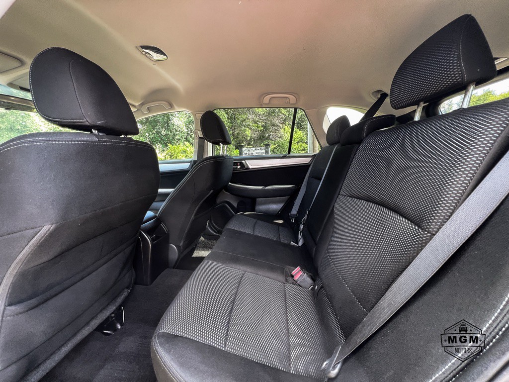 2017 Subaru Outback Image 11