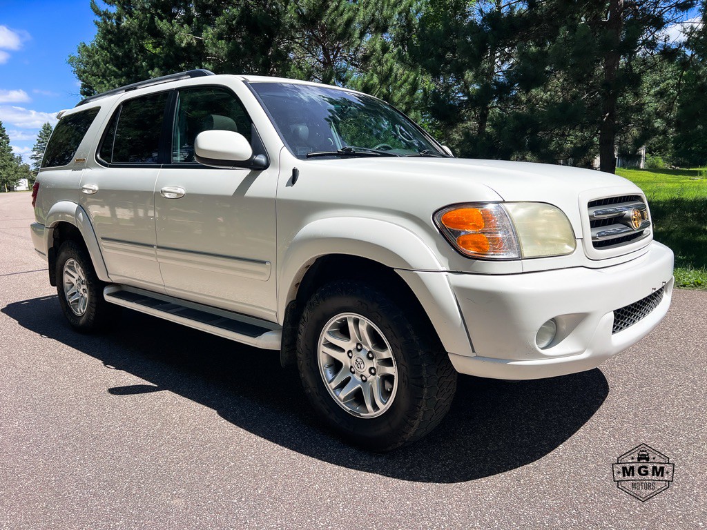 2004 Toyota Sequoia Image 7