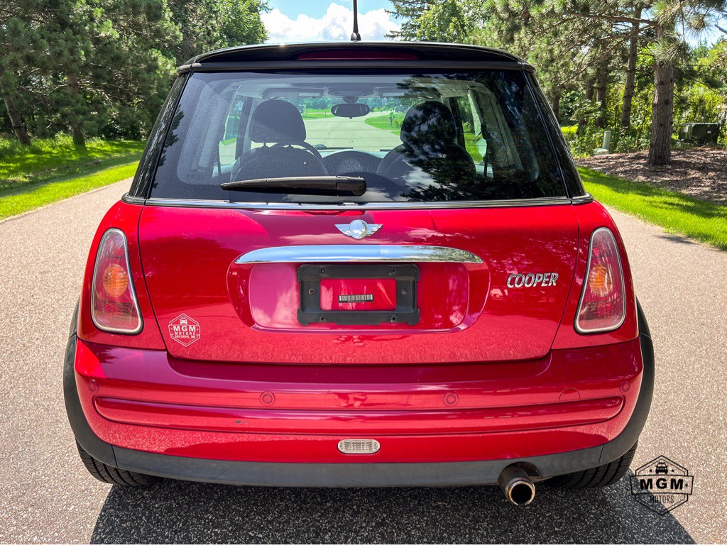 2004 MINI Cooper Image 4