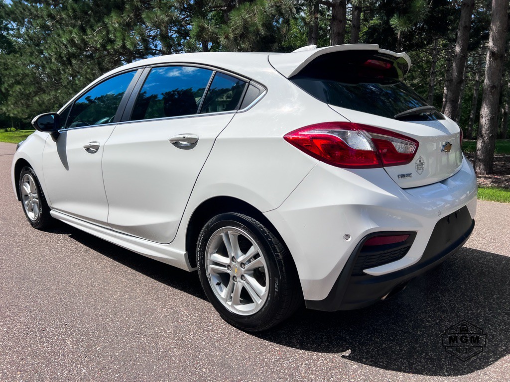 2017 Chevrolet Cruze Image 3