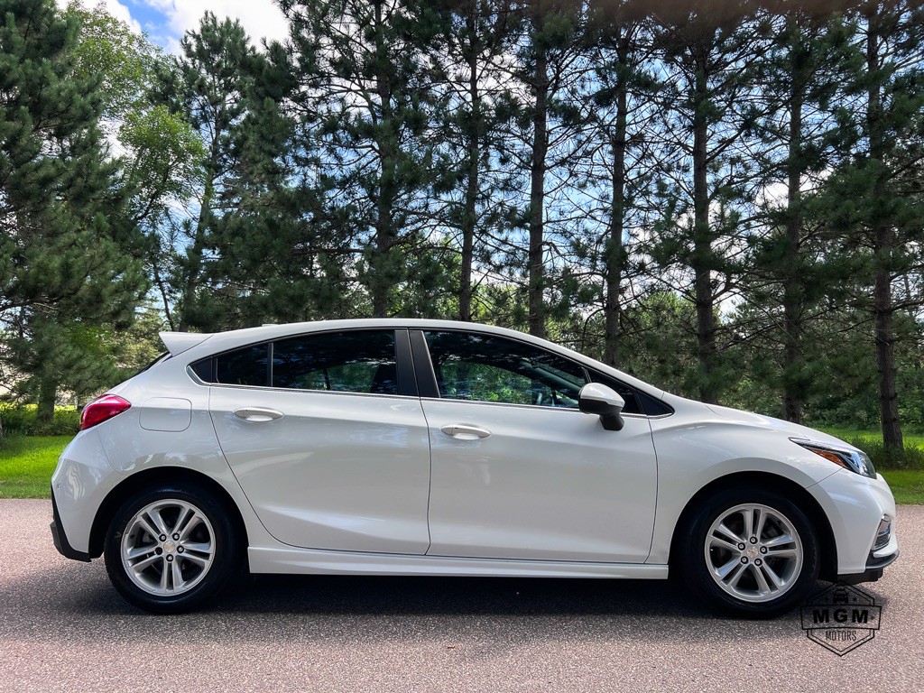 2017 Chevrolet Cruze Image 6