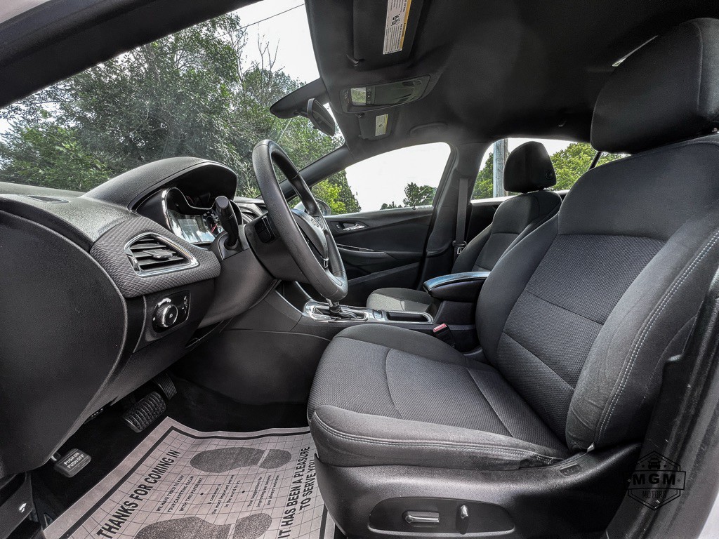 2017 Chevrolet Cruze Image 10
