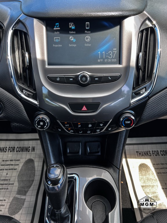2017 Chevrolet Cruze Image 16