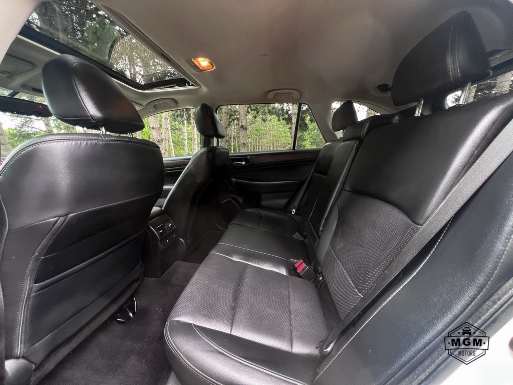 2016 Subaru Outback Image 11