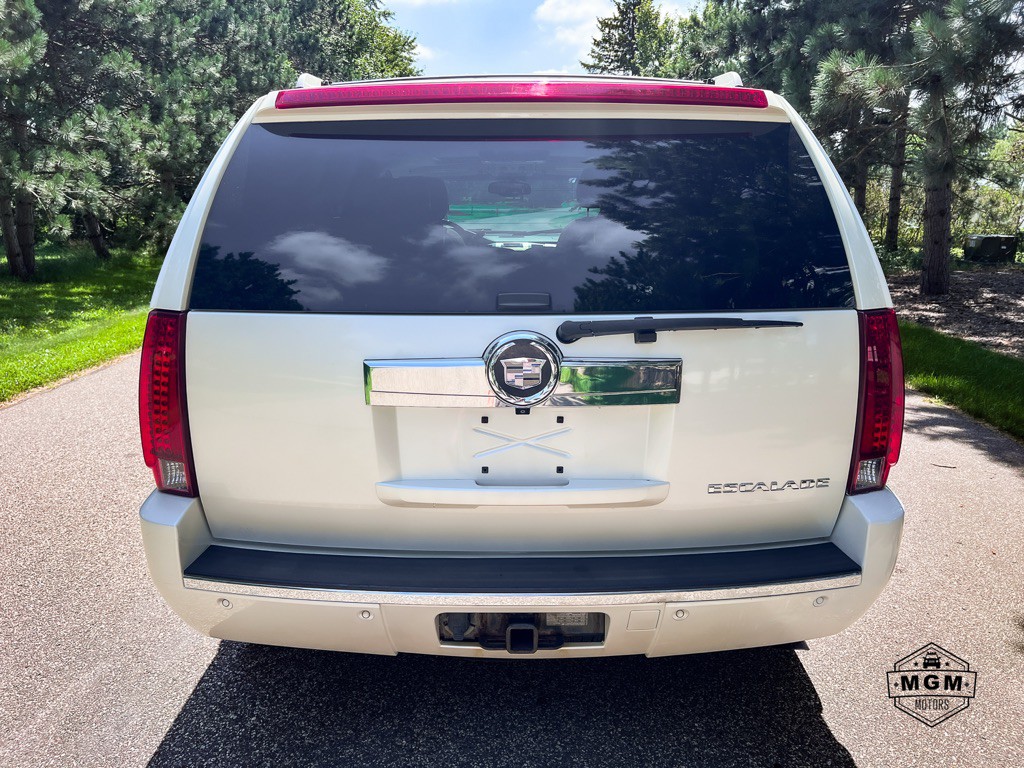 2007 Cadillac Escalade Image 4