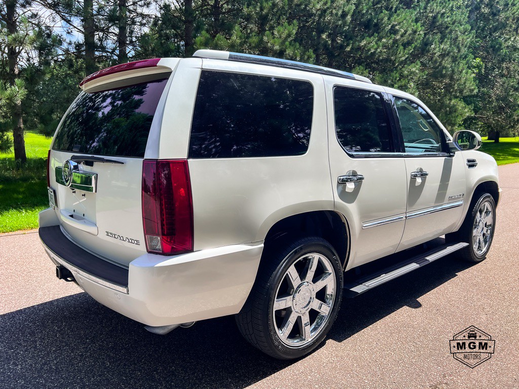 2007 Cadillac Escalade Image 5