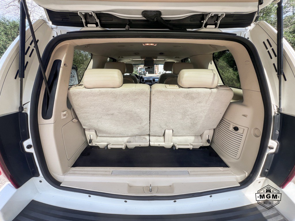 2007 Cadillac Escalade Image 13