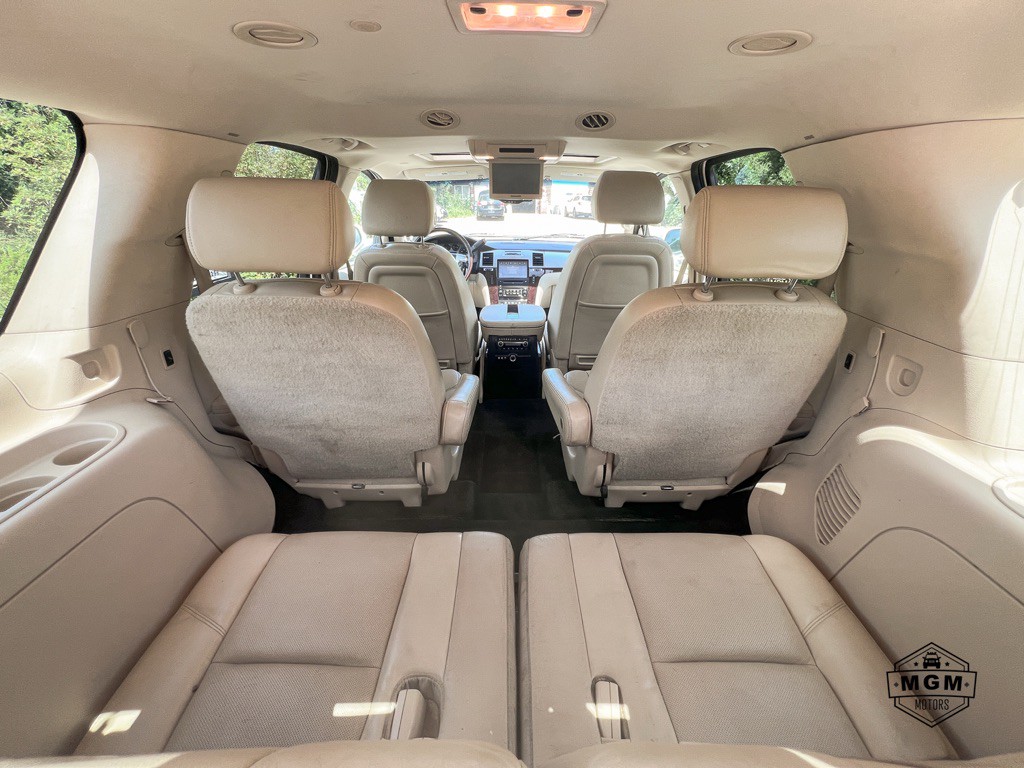 2007 Cadillac Escalade Image 14