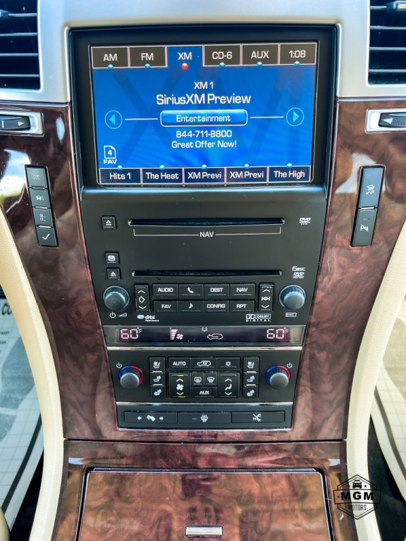 2007 Cadillac Escalade Image 19