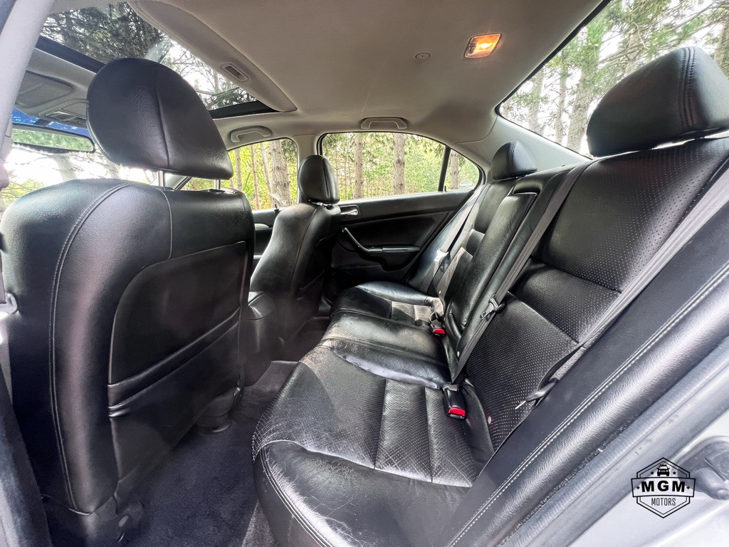 2004 Acura TSX Image 11