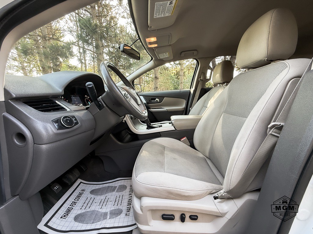2014 Ford Edge Image 10