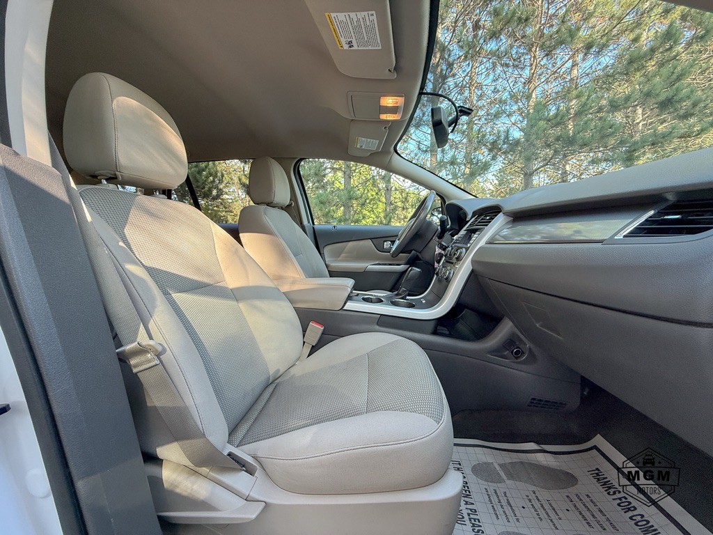 2014 Ford Edge Image 14
