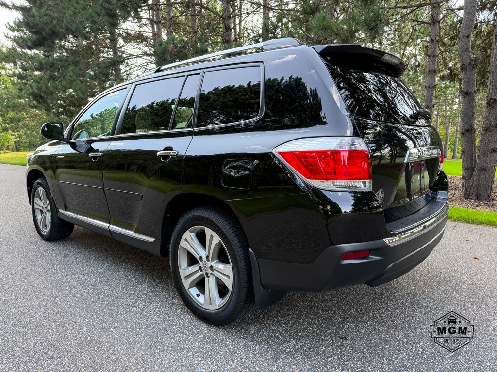 2013 Toyota Highlander Image 3
