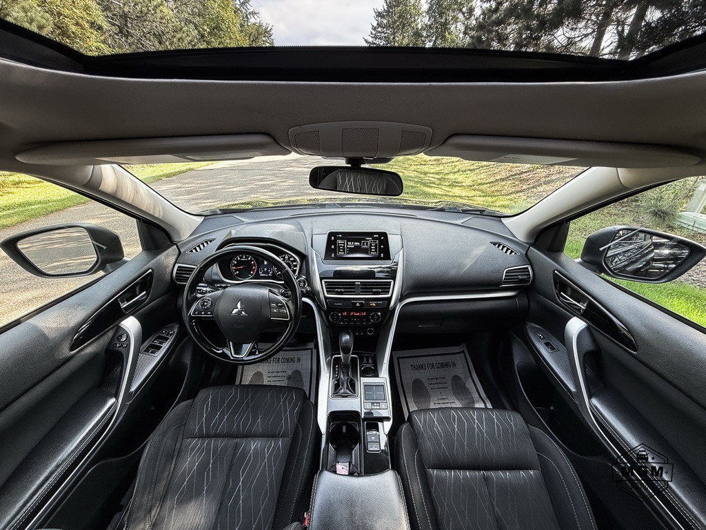 2020 Mitsubishi Eclipse Image 16