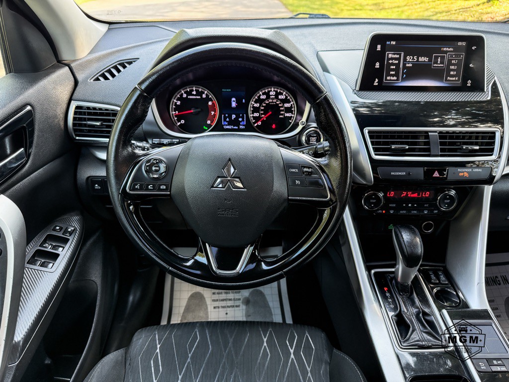 2020 Mitsubishi Eclipse Image 18