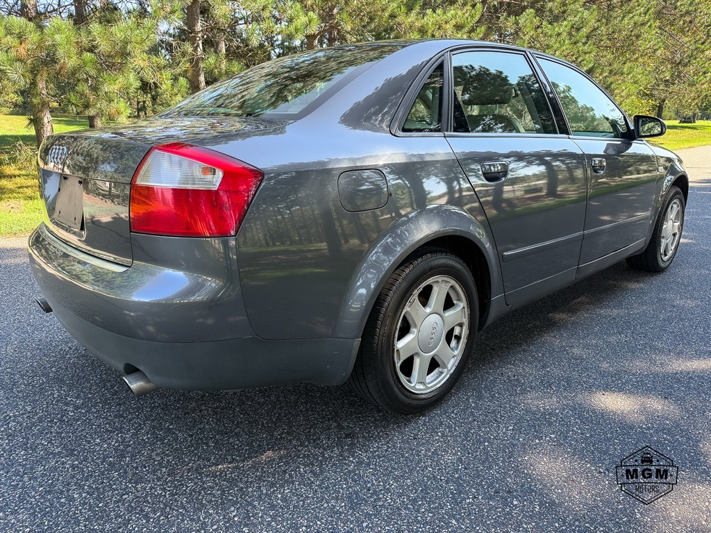 2002 Audi A4 Image 5