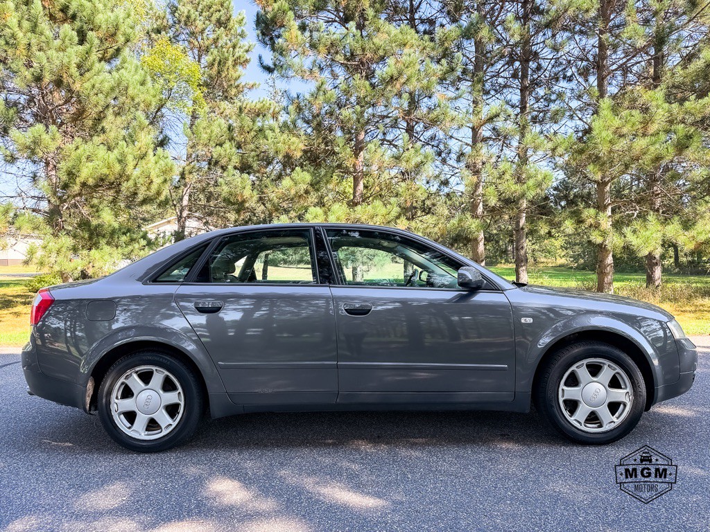 2002 Audi A4 Image 6