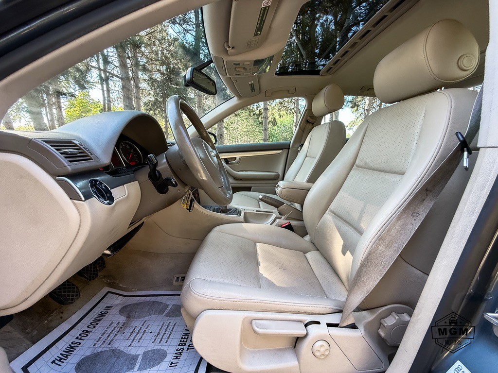 2002 Audi A4 Image 10
