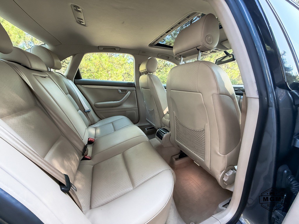 2002 Audi A4 Image 13