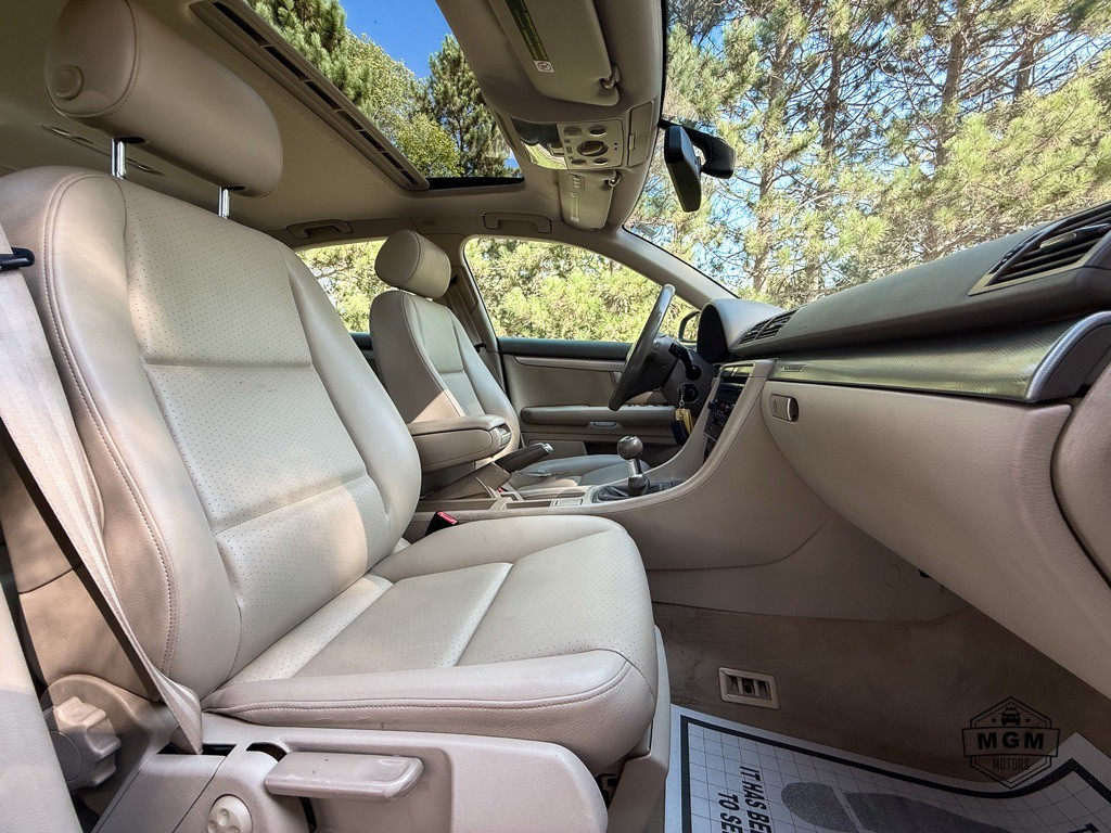 2002 Audi A4 Image 14