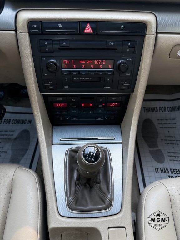 2002 Audi A4 Image 16
