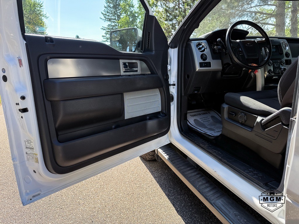 2014 Ford F-150 Image 9